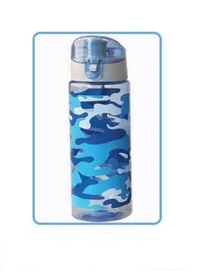 Stylish camouflage-patterned water bottle with 600ml capacity for outdoor adventures in the UK