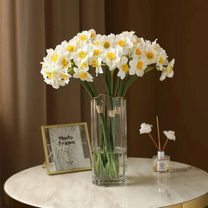 6-Piece Artificial Narcissus Flower Bouquet in White, Ideal for Home Decor, Weddings and Events
