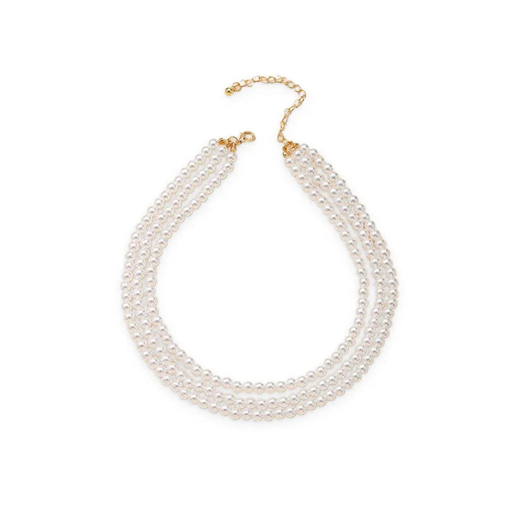 Elegant multilayered pearl necklace with a timeless design inspired by the glamour of the 1920s