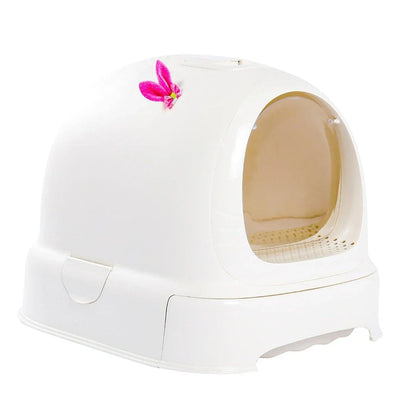 A high-quality, spacious cat litter tray made of durable plastic for easy cleaning and long-lasting use.
