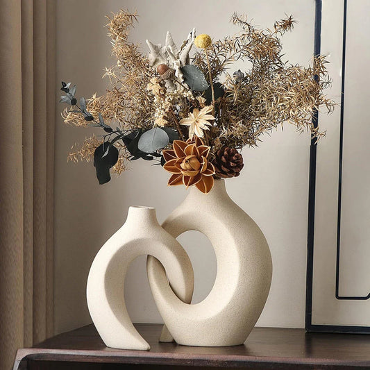 Elegant European White Ceramic Vase Set with Textured Design and Sleek Silhouettes