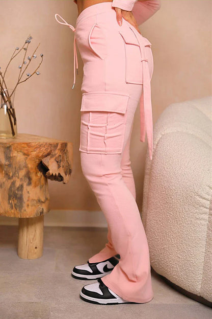 Stylish and comfortable cargo trousers with pockets, high waist, and drawstring waist for women
