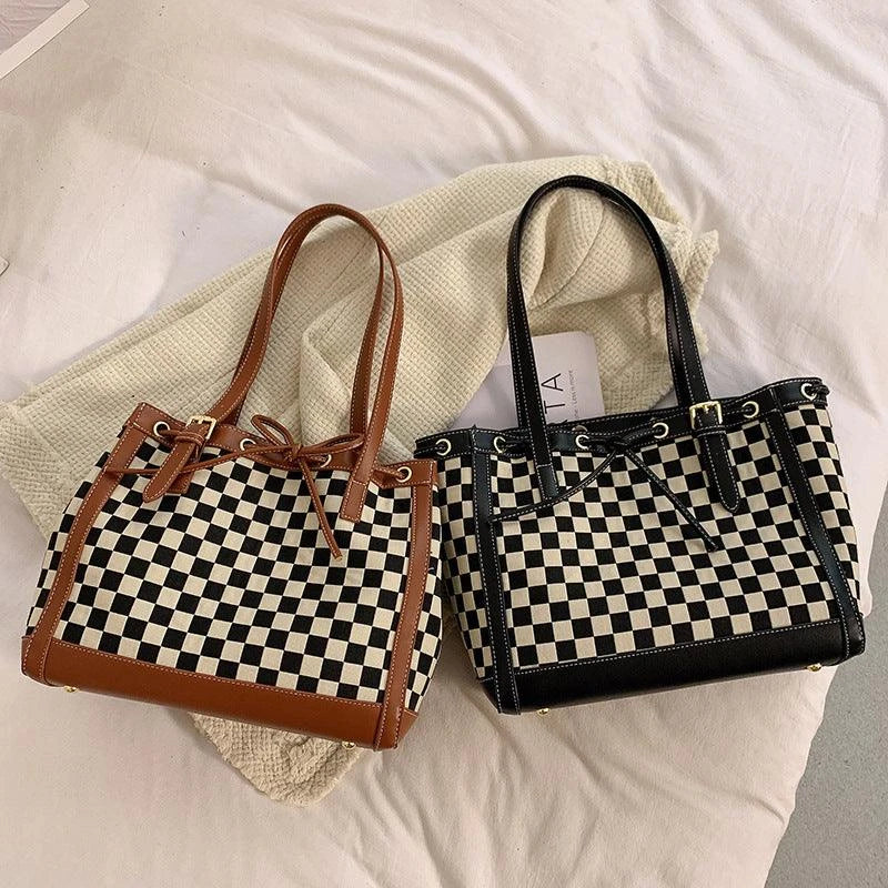 Stylish contrast colour tote bag with chic checkerboard design, made from premium PU leather for durability and versatility