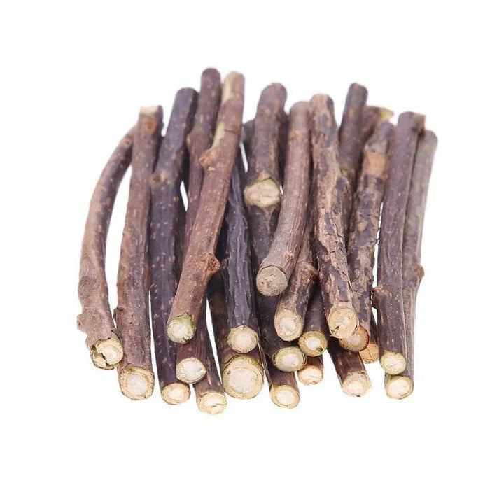 Premium catnip dental hygiene treats for cats in a 15 or 20 piece set, made with natural sisal for dental care and catnip for enjoyment
