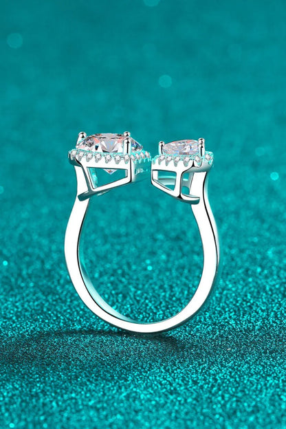 Elegant heart-shaped moissanite open ring in platinum-plated 925 sterling silver with adjustable sizing