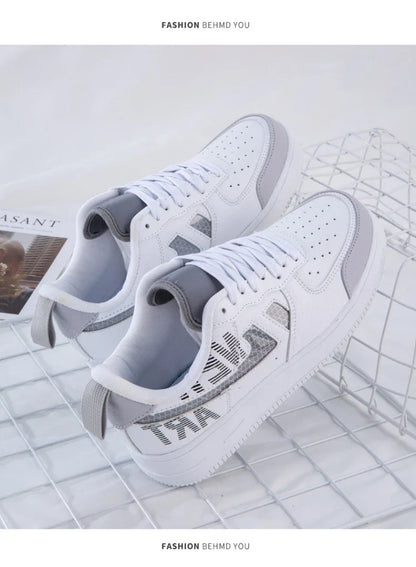 Trendy reflective sneakers in various colours with a casual, stylish design for men and women
