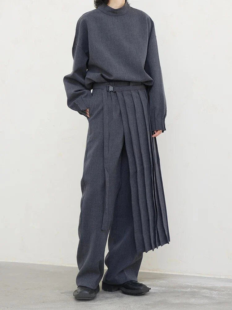 Fashionable pleated sweatshirt and wide-leg trousers set in grey, featuring a relaxed, comfortable silhouette and modern design.