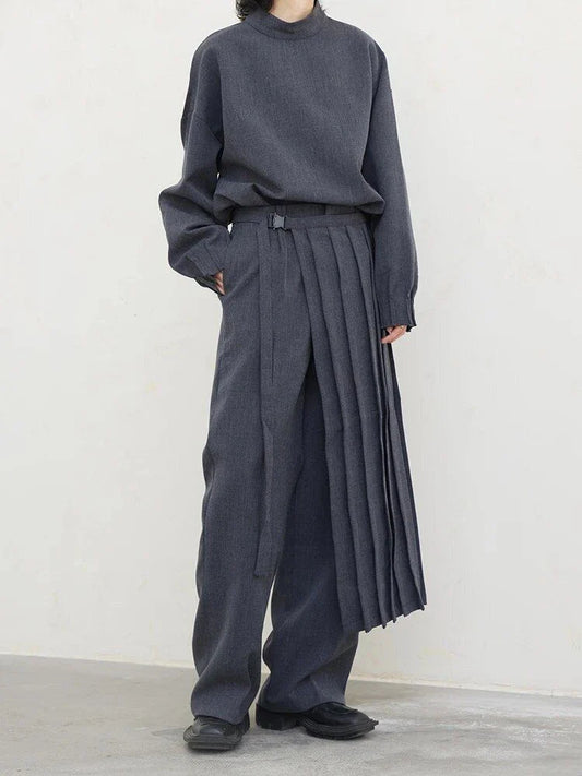 Fashionable pleated sweatshirt and wide-leg trousers set in grey, featuring a relaxed, comfortable silhouette and modern design.
