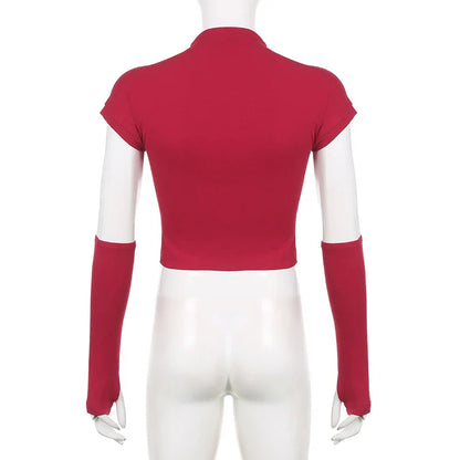 Stylish cropped t-shirt featuring a bold cat print design in a slim, flattering fit for trendy street style