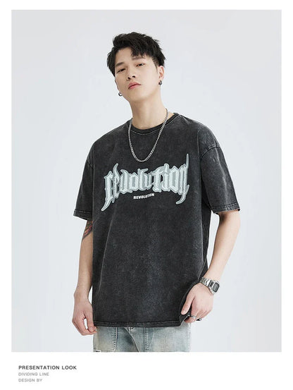 Premium vintage-inspired short-sleeved t-shirt in a distressed black colour, made of soft pure cotton fabric