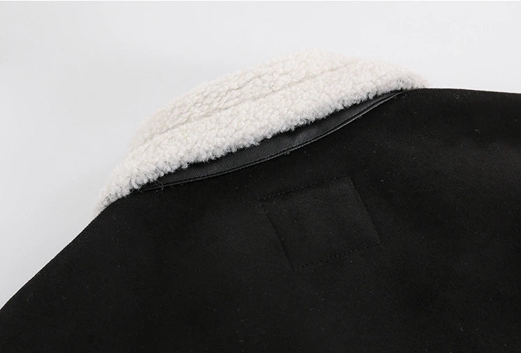 Premium casual lambswool jacket for stylish British gentlemen, featuring a zip-up design, timeless solid colour, and durable construction.