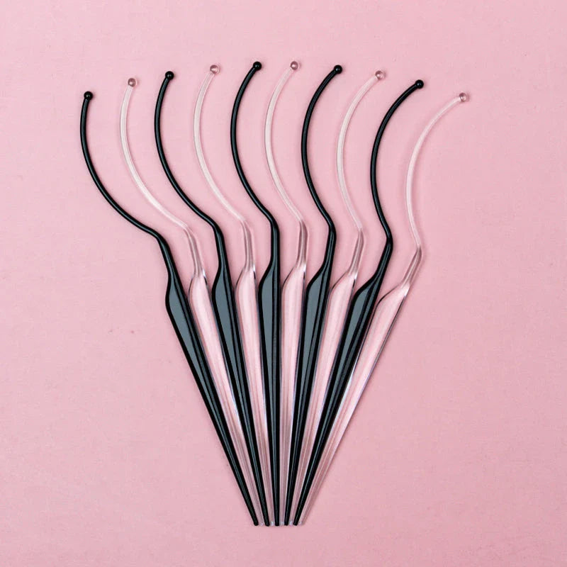 Elegant false eyelash display stand made of premium plastic with adjustable curvature for optimal lash presentation