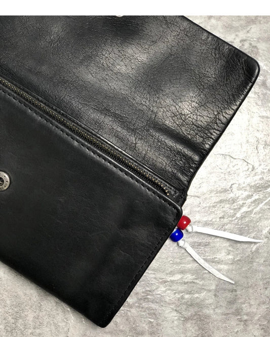 Premium handcrafted cowhide wallet with retro-inspired design, featuring hidden zipper compartment and dedicated card slots