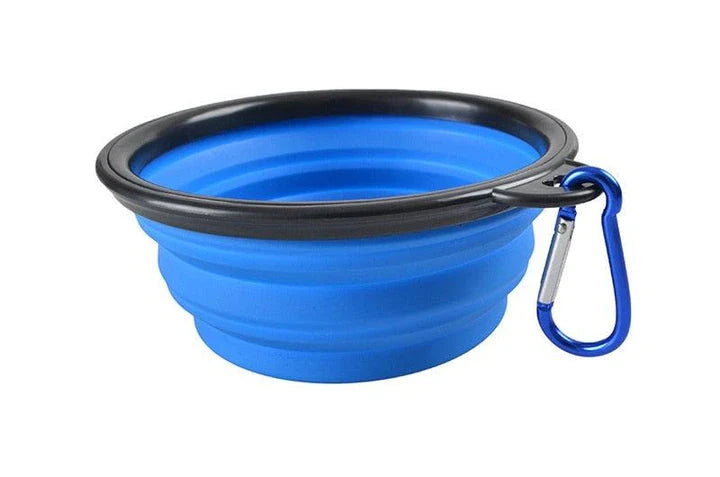 A collapsible pet silicone bowl in black, with a large 350 ml capacity, designed for outdoor adventures with your furry friend.
