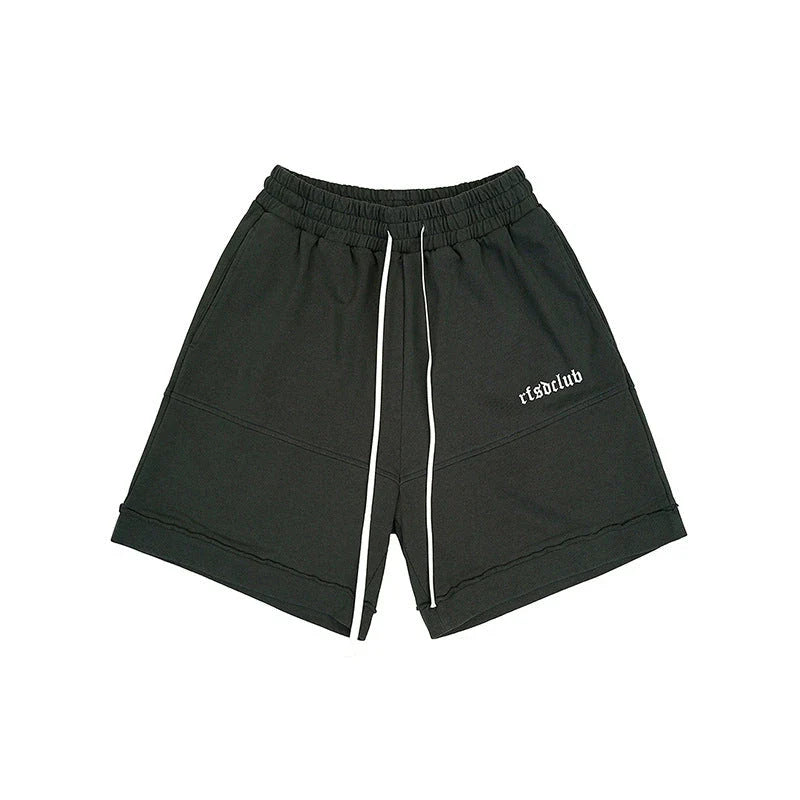 Durable, comfortable sports and leisure shorts for men in various colours