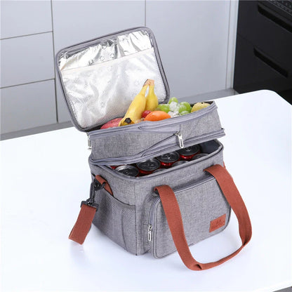 Portable picnic bento bag made of durable Oxford cloth and insulated with aluminium foil to keep food fresh and at the right temperature