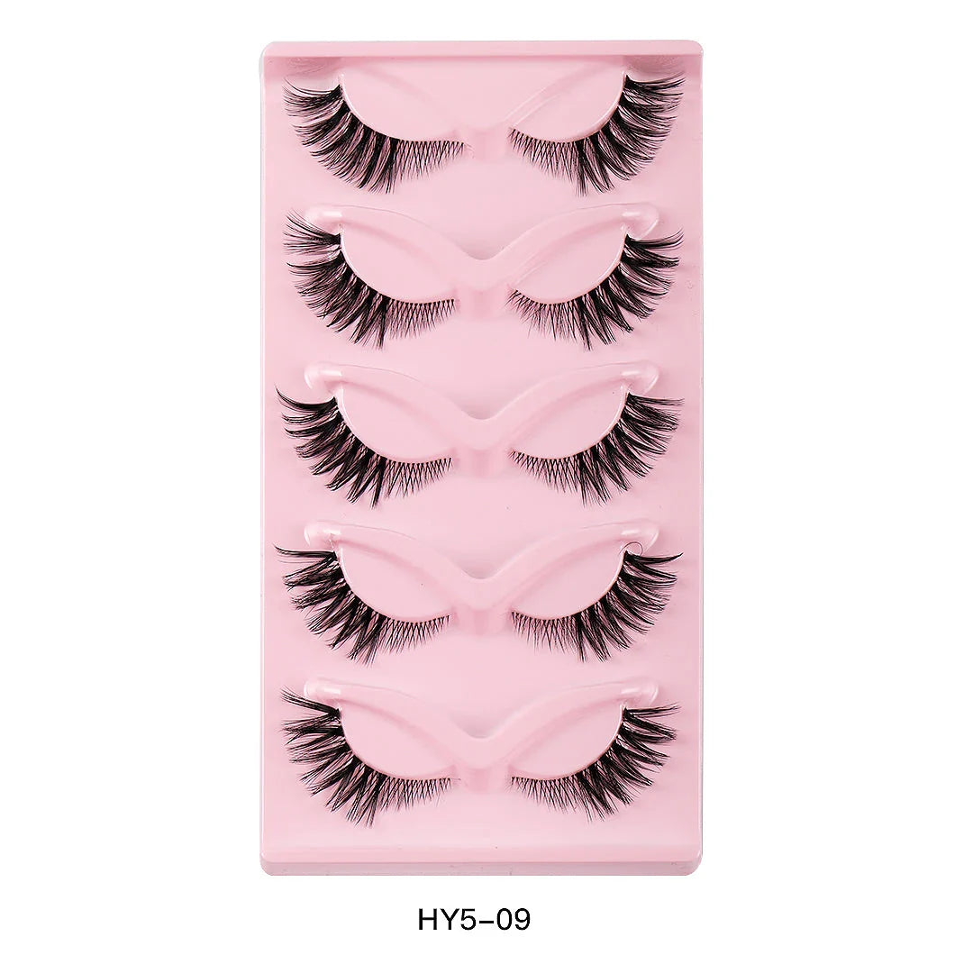 Pair of 3D cat eye and fox eye false eyelashes made from high-quality synthetic fibres for a natural, voluminous look