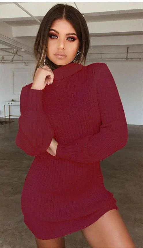 Premium long-sleeved ribbed dress in black, navy, and burgundy colours. Featuring a sophisticated and comfortable design for everyday wear.