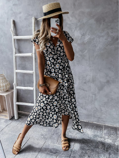 Chic V-Neck Elastic Waist Dress in Pink for a Flattering, Slimming Silhouette