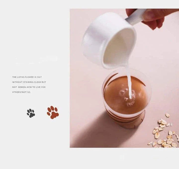 Charming cat paw shaped glass mug with a generous 301-400 ml capacity, perfect for enjoying your favourite hot beverage