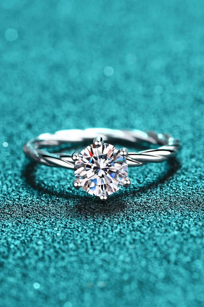 Stunning 1 carat moissanite cocktail ring in 925 sterling silver with a unique twisted setting design
