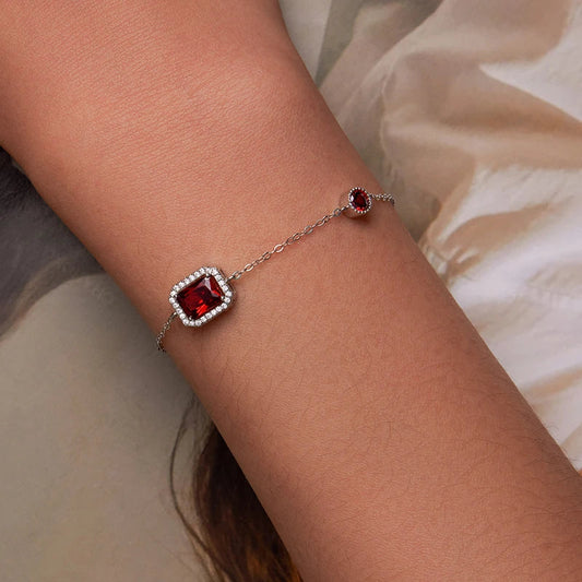 Elegant platinum plated double-layer heart-shaped bracelet made with 925 sterling silver