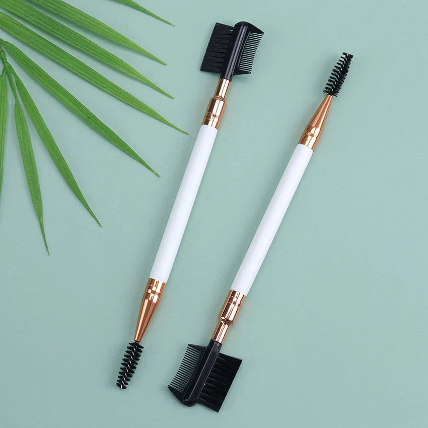 Premium dual-ended eyebrow and eyelash grooming brush with wooden handle and nylon bristles
