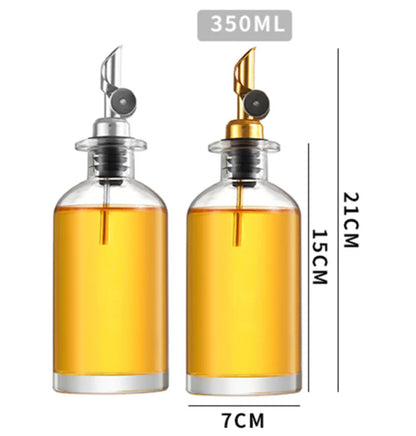 Premium glass spice jar with self-sealing lid, available in silver colour and various capacity and quantity options