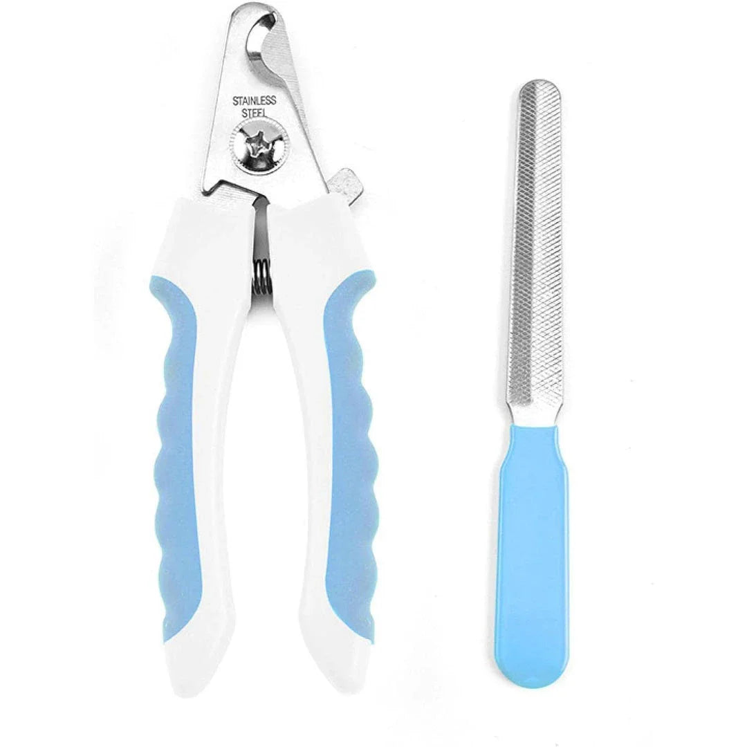 Premium pet nail clippers made of durable stainless steel with an ergonomic design for comfortable grooming of dogs and cats