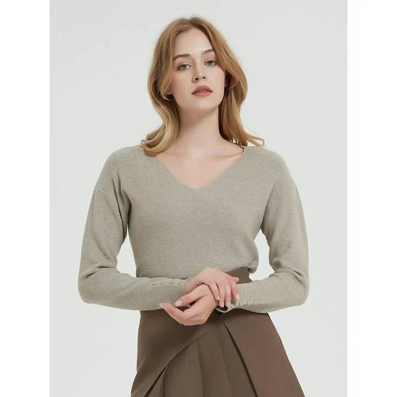Slim-fit knitted jumper in beige, khaki, and black colours with V-neck design and full-length sleeves
