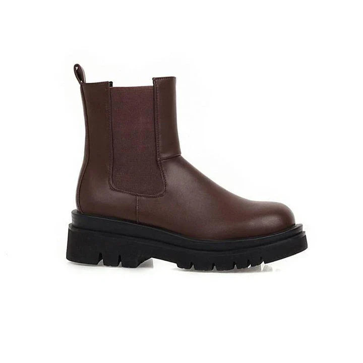 Stylish mid-heel British platform knight boots with robust sole, square toe, and thick heel