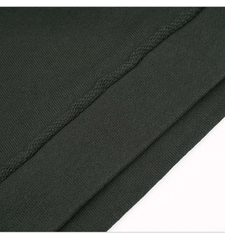 Durable, comfortable sports and leisure shorts for men in various colours
