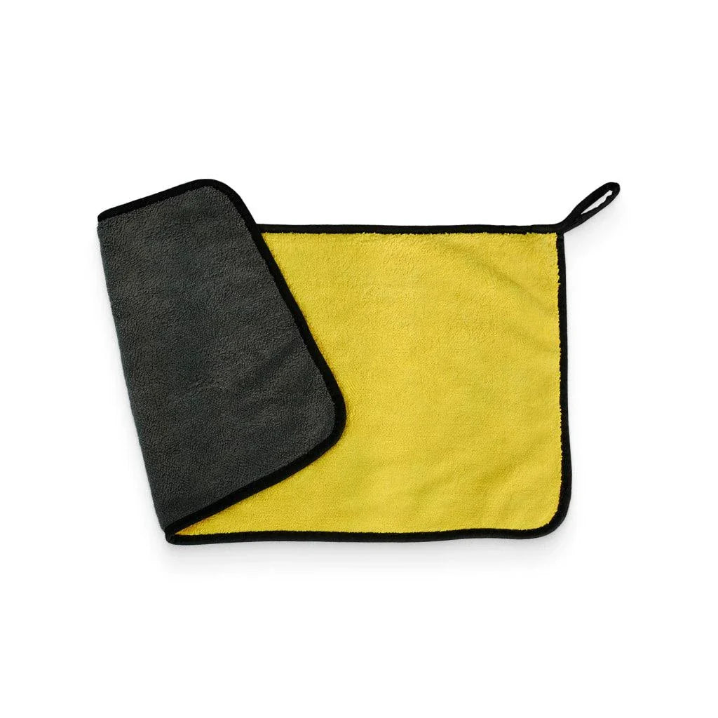 Absorbent velvet towel in various colours, perfect for cleaning and drying without scratches