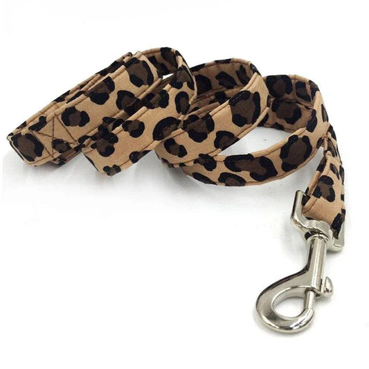 Stylish leopard-print dog collar and leash set made from premium 100% cotton for comfort and durability