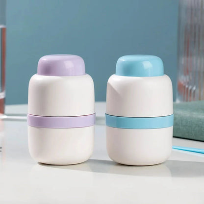 Portable 2-in-1 Pill Box with Pill Cutter, a compact and versatile medication organiser with cutting capabilities