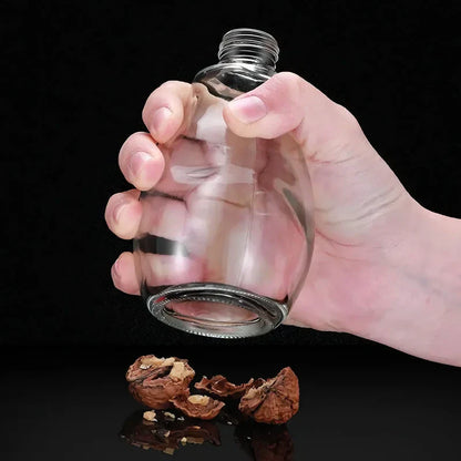 Premium glass oil sprayer for healthier cooking and baking, featuring an elegant design and versatile functionality.