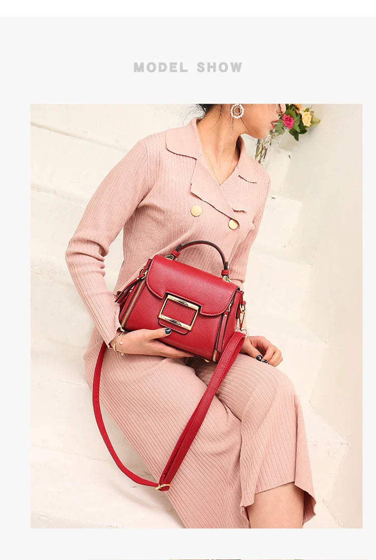 Premium oil-waxed leather shoulder bag in various colours, featuring a spacious interior and adjustable strap for versatile, stylish commuting.