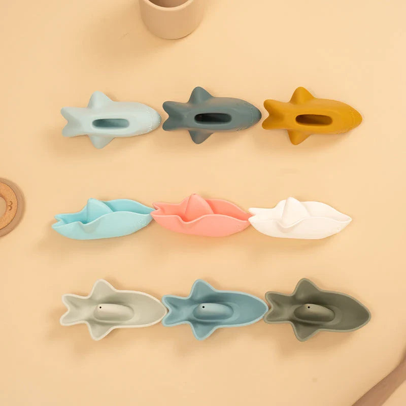 Charming shark-themed baby bath toys made of safe, BPA-free silicone for splashing and water play