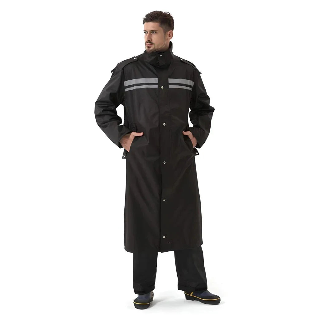Men's long waterproof raincoat in black, made from premium Oxford cloth with a thick lining for warmth and protection against rain and wind.