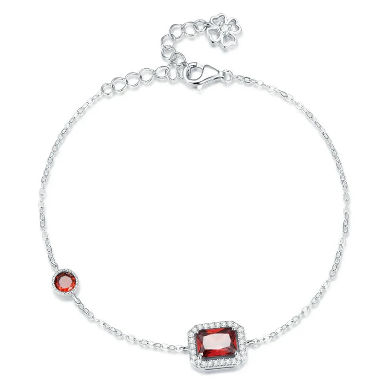 Elegant platinum plated double-layer heart-shaped bracelet made with 925 sterling silver