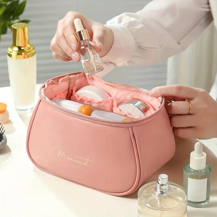 Luxurious waterproof makeup organiser with spacious design, waterproof materials, and convenient carry handle for travel use