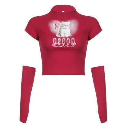 Stylish cropped t-shirt featuring a bold cat print design in a slim, flattering fit for trendy street style