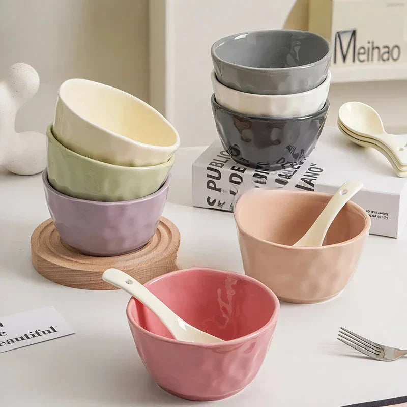 Cream Style 4.7-inch Ceramic Bowl, featuring a minimalist design and suitable for serving rice, soups, and small salads