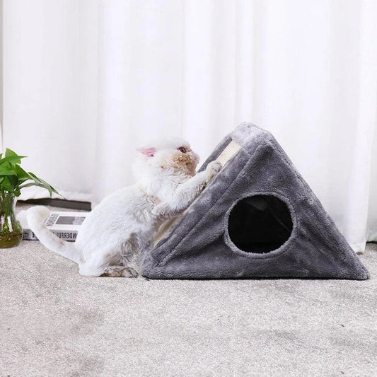 Premium Feline Scratching Post - Stylish and durable cat toy with wooden base and soft rope covering