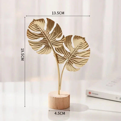 Elegant Nordic-style ginkgo leaf iron wall decor with intricate leaf motif and sleek metal construction