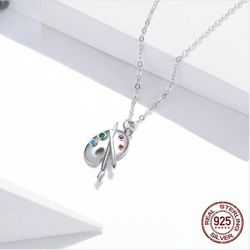 Elegant 925 silver necklace with white gold plated palette design and adjustable chain