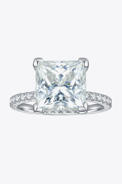 Elegant 5.52-carat moissanite side stone ring in 925 sterling silver with platinum plating