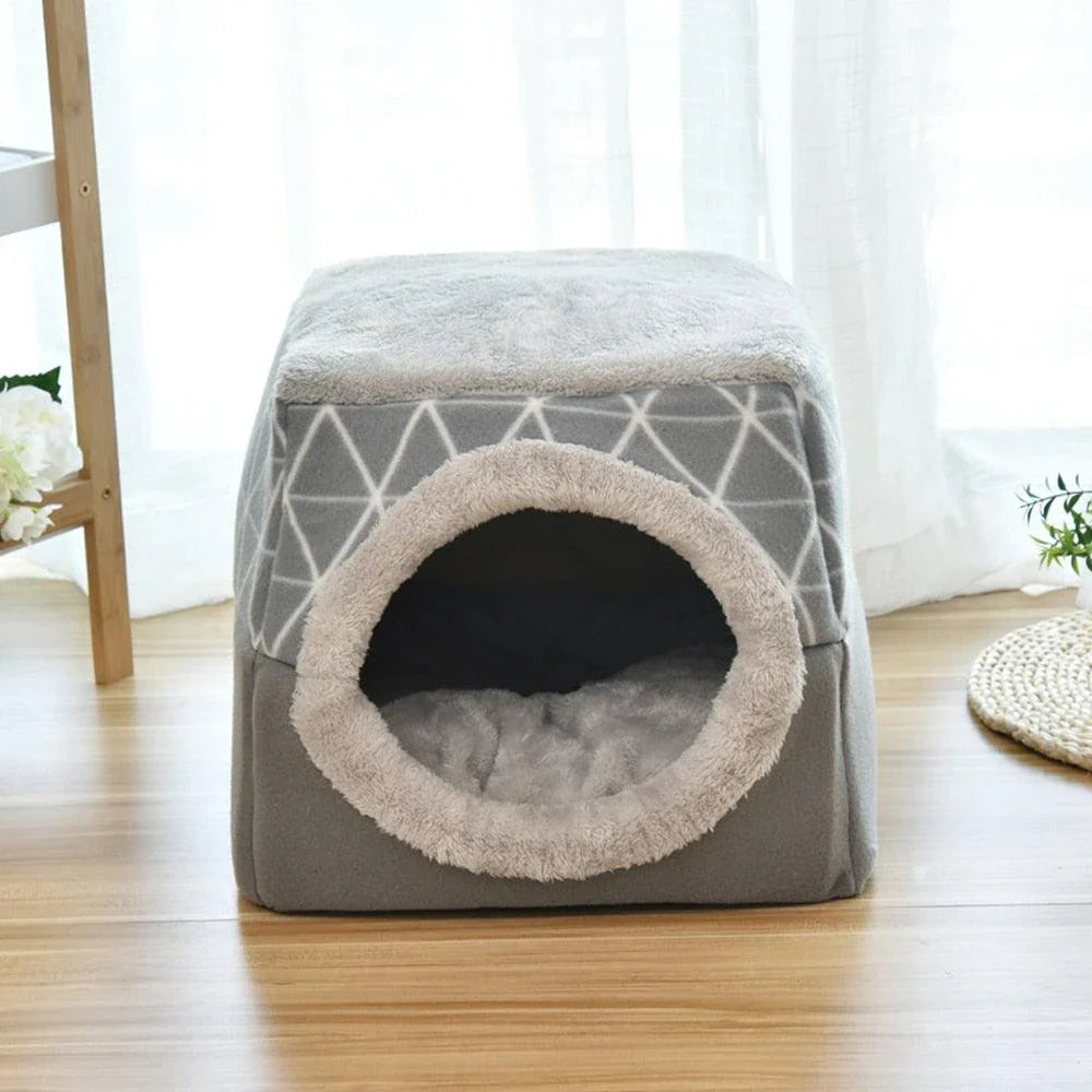 Cosy Cat Bed: A luxurious and comfortable retreat for your beloved feline companion