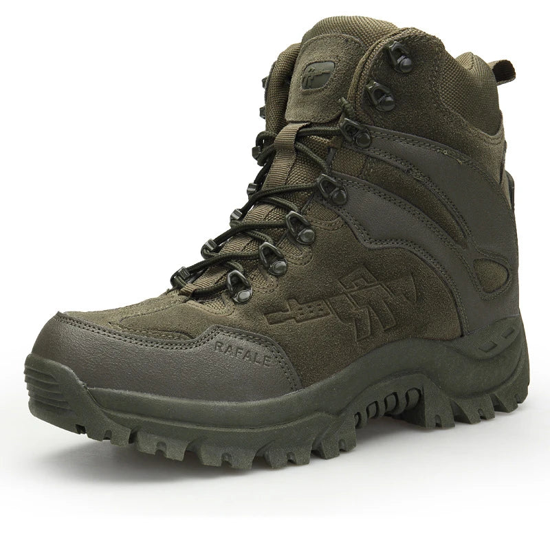 Sturdy, high-performance outdoor combat boots with premium double-sided velvet and leather construction for rugged adventures