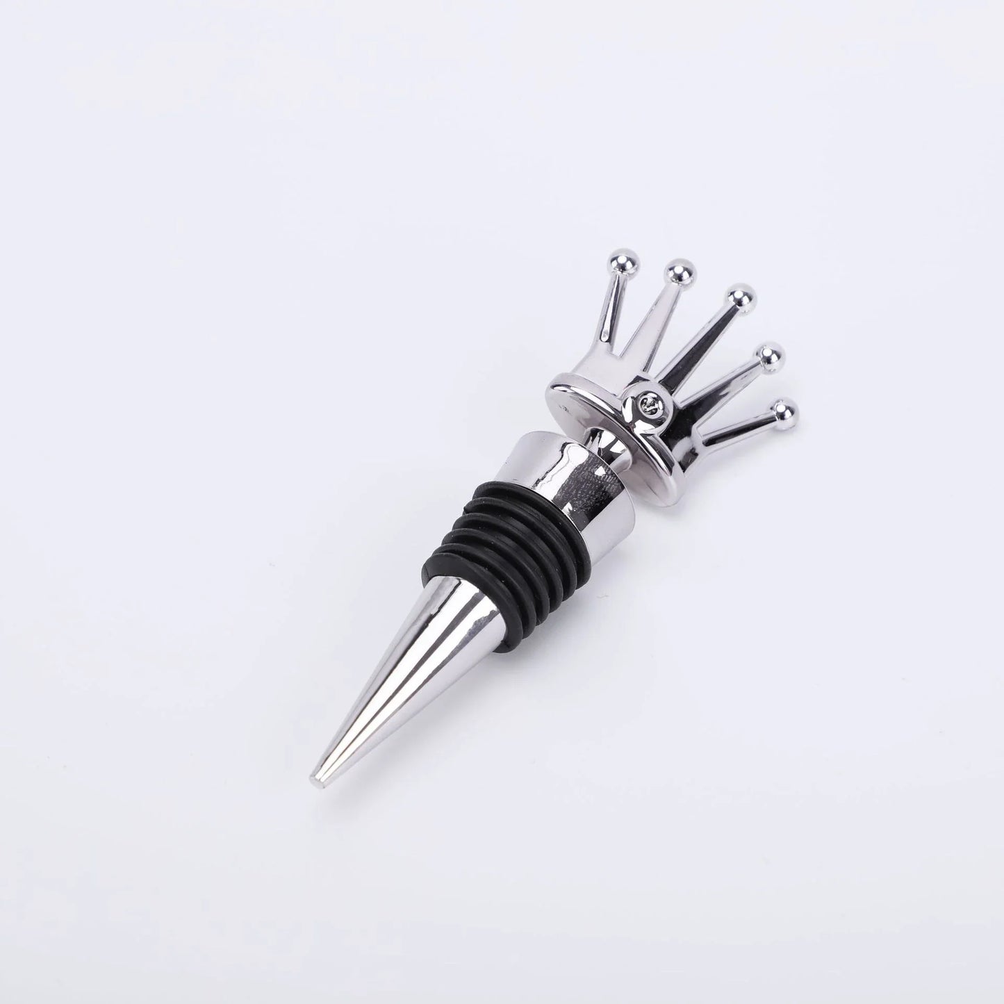 Elegant wine stopper with regal crown design, perfect for preserving wine freshness and adding sophisticated style to your kitchen or dining room.